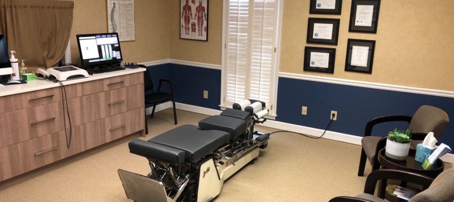 Silent Strain to Sharp Pain: Understanding Cervical Radiculopathy & How Non-Surgical Care Restores Arm Mobility
