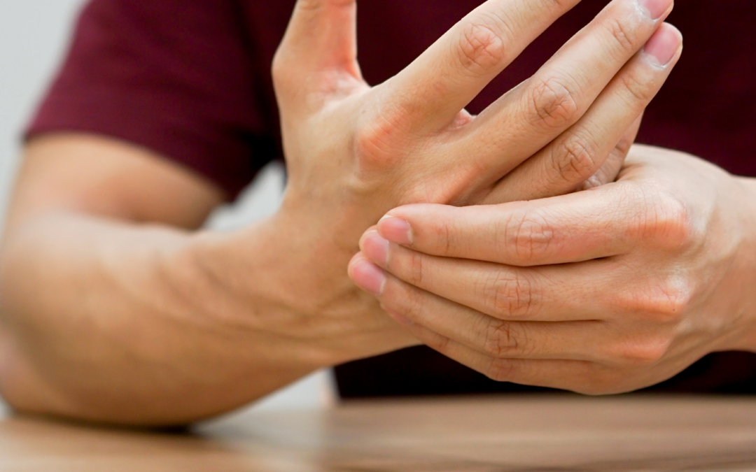 Shooting Arm Pain & Hand Numbness? Non-Surgical Relief for Cervical Radiculopathy